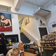 อาหารตามสั่ง กุ้งเผา ข้าวผัดปู ครัวคุณแม่- แม๊กแวลูกพัฒนาการ แม๊กแวลู พัฒนาการ