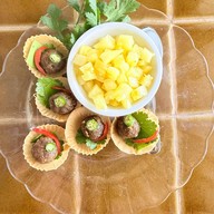 บ้านสุริยน