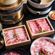 Thong Grill Hide & Shabu Thonglor Soi 9 -