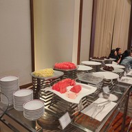 โรงแรมฮอลิเดย์ อินน์ กรุงเทพ สีลม