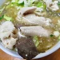 เมนูของร้าน ลุงเลื่อน ต้นตำหรับก๋วยเตี๋ยวไก่โบราณ ห้วยขวาง ต้นตำหรับ