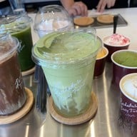 Ratchaburi Dairy Farm Café แฟลกชิปสโตร์