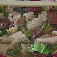 เจ๊จู ต้มเลือดหมู