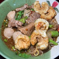 ก๋วยเตี๋ยวเรือ (ป้าเล็ก) เจ้าเก่า