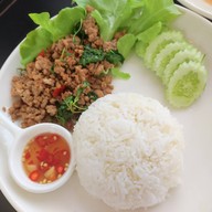 April cafe’