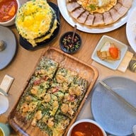 เมนูของร้าน Bookmagol Gourmet พร้อมพงษ์