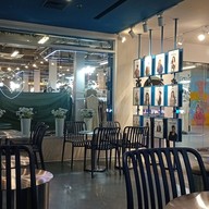 Loveis Cafe สยาม