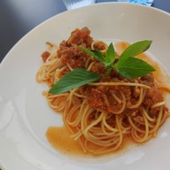 April cafe’