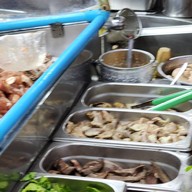 เจ๊จู ต้มเลือดหมู