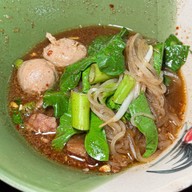 ก๋วยเตี๋ยวเรือ (ป้าเล็ก) เจ้าเก่า