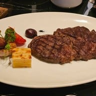 The District Grill Room and Bar สุขุมวิท ซ.57