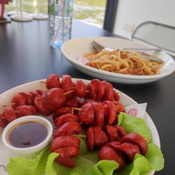 April cafe’