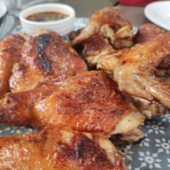 แคมป์ไฟ คาเฟ่ เขาใหญ่