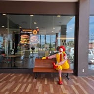 McDonald's พีทีที วังน้อย อยุธยา ฝั่งขาเข้า (ไดร์ฟทรู)