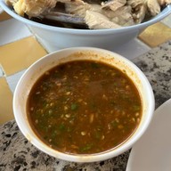 แดนข้าวมันไก่ สาขาสันทรายสายเก่าเยื้องปั๊มPT