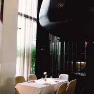 Royal Osha ร่วมฤดี