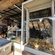 แดนข้าวมันไก่ สาขาสันทรายสายเก่าเยื้องปั๊มPT