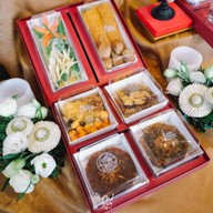 Royal Osha ร่วมฤดี