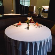 Royal Osha ร่วมฤดี