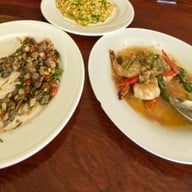 ครัวปลาทู (ทิดอ้วน) บางแสน