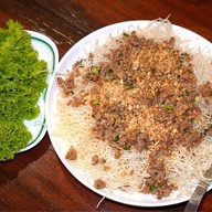 ร้านเทียบเหลา กระเพาะปลาน้ำแดง สาขา1