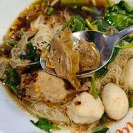 เย็นตาโฟ เจ้น้อย เยาวราช