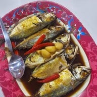 ร้านแดงอาหารทะเล (ร้านต้นตำรับตัวจริงกว่า40ปี)