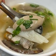 เมนูของร้าน ก๋วยจั๊บเอกไพลิน ศรีนครินทร์