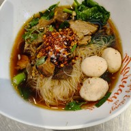 เย็นตาโฟ เจ้น้อย เยาวราช