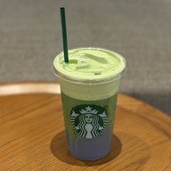 เมนูของร้าน Starbucks The mall Tha Phra-Main Hall