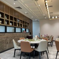 Hong Bao เซ็นทรัล เอ็มบาสซี