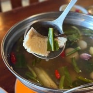 ครัววันสุข Kitchen Bar & Gallery 1