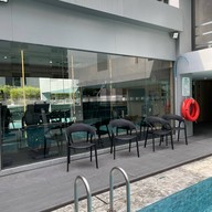 Holiday Inn Express & Suites Bangkok Central Pier