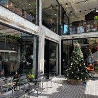 BEANS Coffee Roaster ทองหล่อ