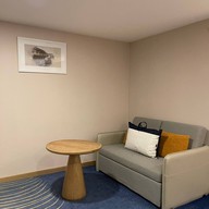 Holiday Inn Express & Suites Bangkok Central Pier