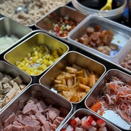 เมนูของร้าน ข้าวไข่เจียวบุฟเฟ่ต์ น้องให้คุณ MeeDee market