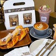 BAKE BROTHERS เทอมินอล 21