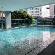 Holiday Inn Express & Suites Bangkok Central Pier