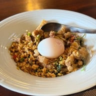 ครัววันสุข Kitchen Bar & Gallery 1