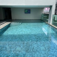 Holiday Inn Express & Suites Bangkok Central Pier