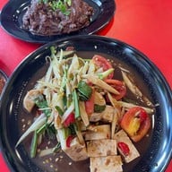 ลาบโต๊ะแดง บุรีรัมย์ บุรีรัมย์