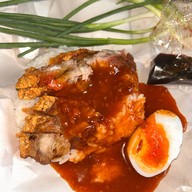 เมนูของร้าน ธานี ข้าวหมูแดง - หมูกรอบ อารีย์