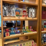 Erawan Tea Room โรงแรมแกรนด์ไฮแอทเอราวัณ