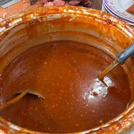 เมนูของร้าน ธานี ข้าวหมูแดง - หมูกรอบ อารีย์