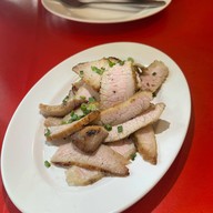 ลาบโต๊ะแดง บุรีรัมย์ บุรีรัมย์