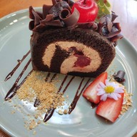 ปลาชุม : Plachum Café & Bistro