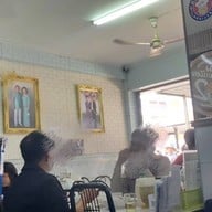 บรรยากาศ พรเทพ อาหารเช้า สาขา 1  ถ.ศรีเทพ