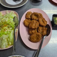 หน้าผา ปลาทอดมัน -