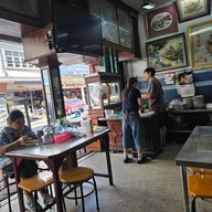 ข้าวหมูแดงโกตา