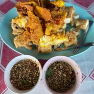 เจ๊นีย์ของทอดลับแล